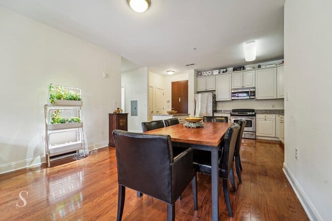 Photo - 20 Ave at Port Imperial