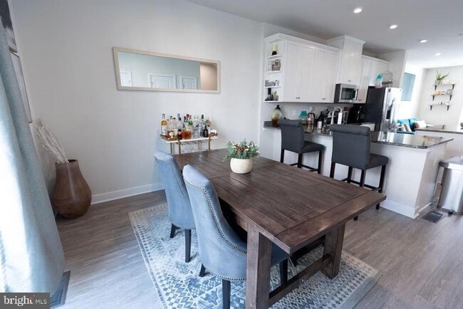 Photo - 2807 Evansgreen Dr