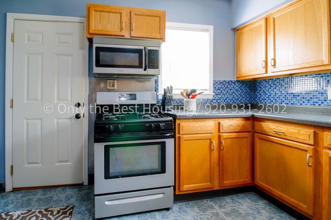 Photo - 1658 Oregon St