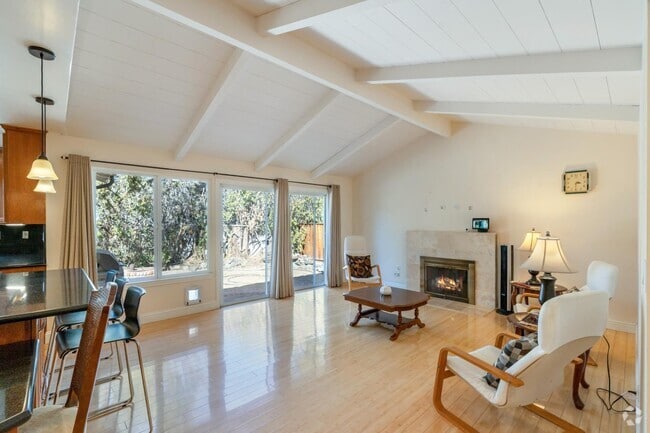 Building Photo - 19731 Yuba Ct Rental