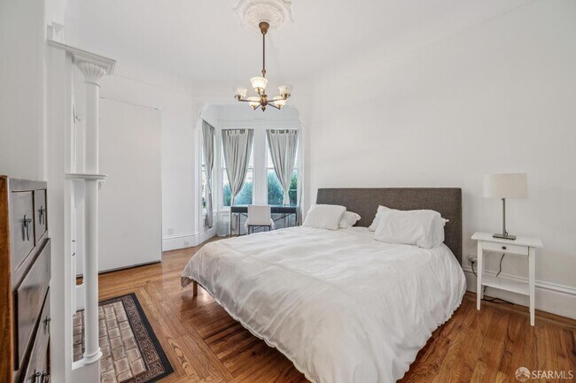 Photo - 103 Belvedere St