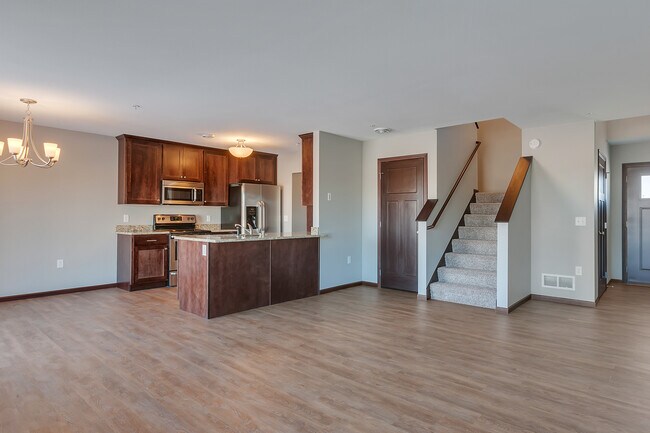 1240 7th Ave S