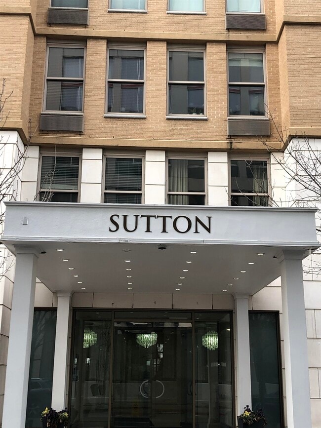 Building Photo - 10 Regent St Unit 708 Rental