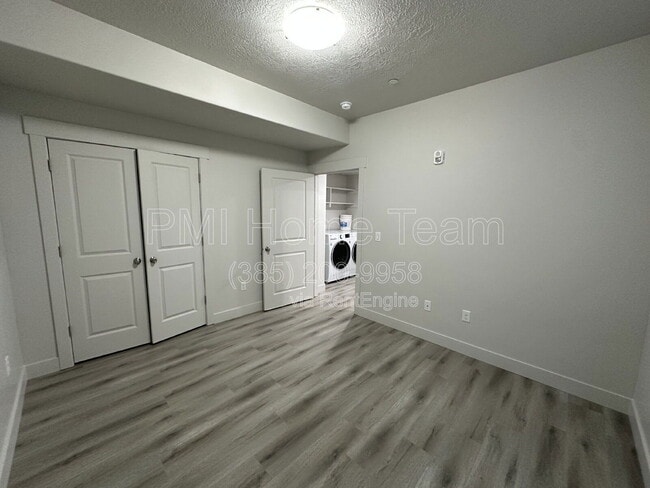 Photo - 2874 Kiesel Ave Unit 104