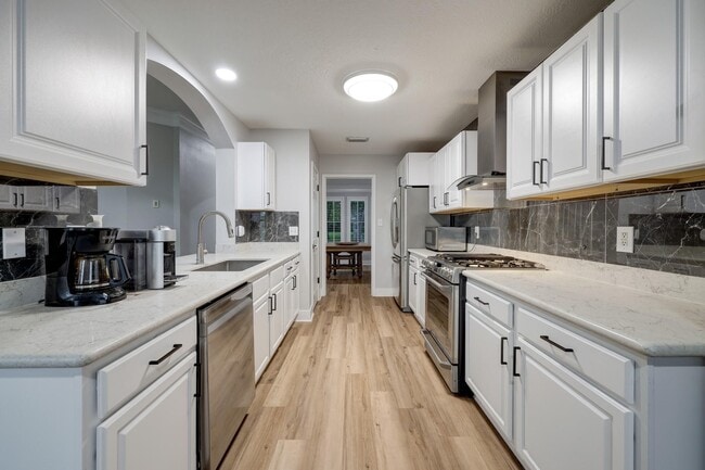 Photo - 11006 Desert Springs Cir