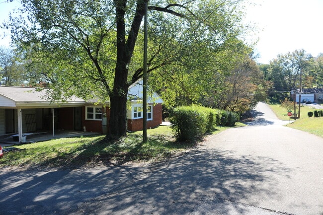 Photo - 2301 Brooks Ave