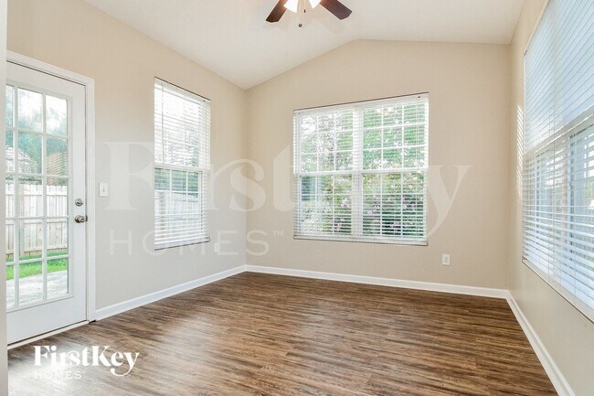 Photo - 3531 Long Run Dr