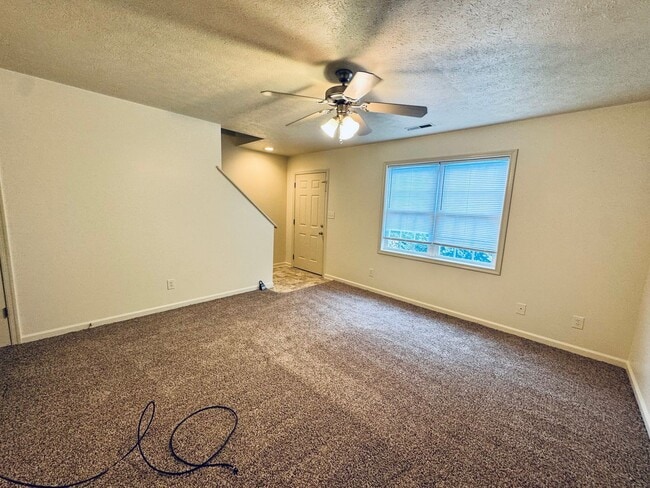 Photo - 127 Primrose Ln Unit 127 B Primrose Lane