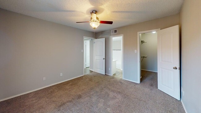 Photo - Villas at Lake Arlington