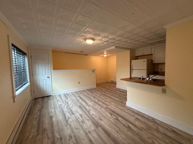 Photo - 23 Ashuelot St Unit C