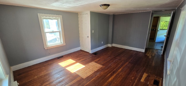 Photo - 129 Essex Ave Unidad 3