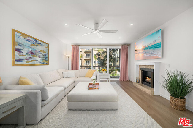 Building Photo - 1520 Camden Ave Unit 101 Rental