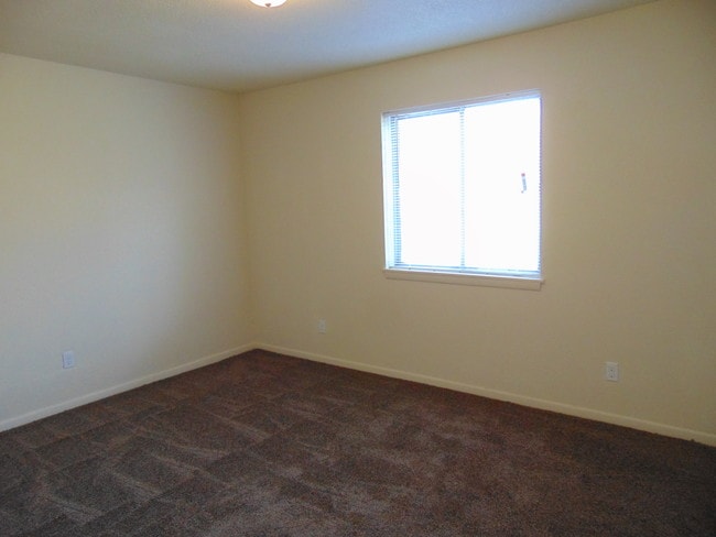 Photo - Deerbrook Apartments