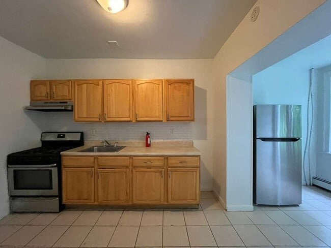 Building Photo - 31 Van Nostrand Ave Unit 1