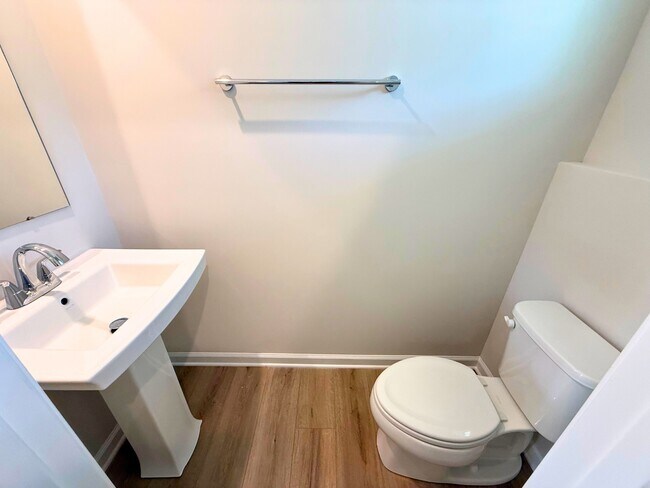 Photo - 108 Gaskin Ct