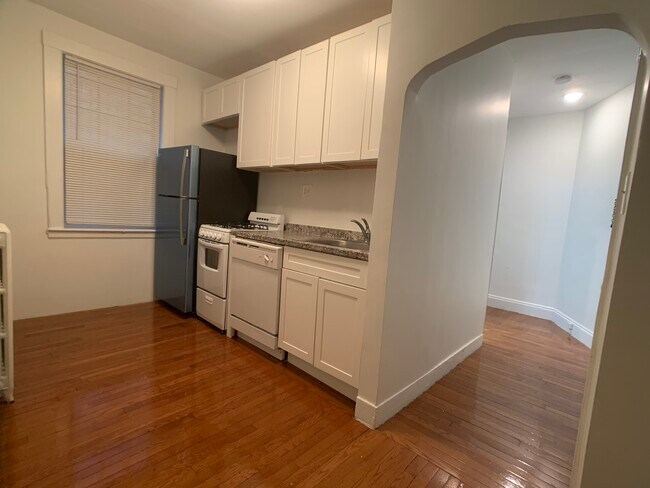 26 Chiswick Rd Unit 3