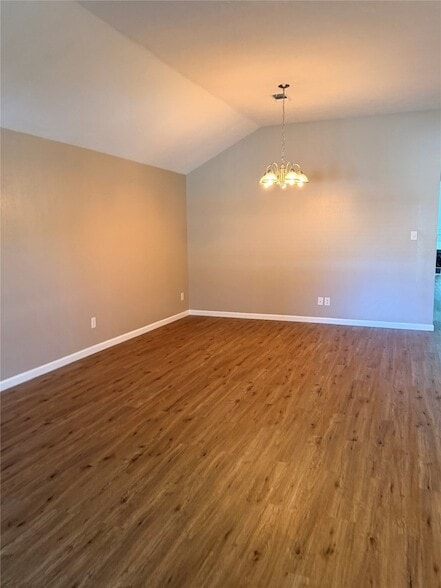 Photo - 4817 Falcon Forest Dr
