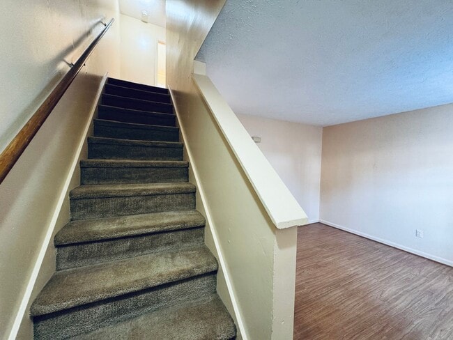 Photo - Timberlake Rd Townhouse