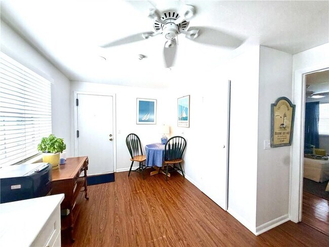 Photo - 70 Carroll Ave Unit 1009