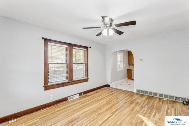 Photo - 316 S St Paul St