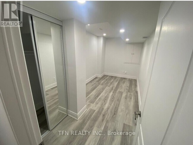 Photo - 101 Luisa St