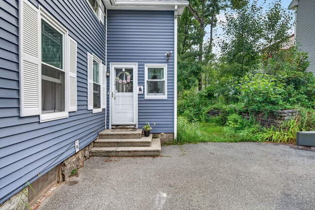 16 Svenson Ave Unit 1