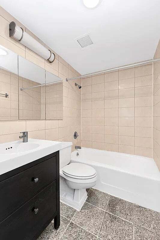 Photo - 257 Water St Unidad 4D