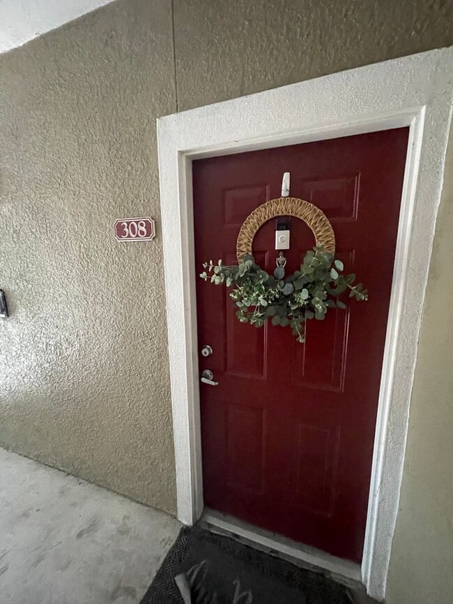Photo - 2 Bedroom/2 Bathroom Condo at Villa Valencia AVAILABLE AUGUST 17th! Unit 308