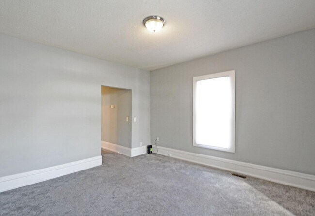Photo - 3-Bed 1-Bath Lower Level Unit in Minneapolis - Available Now!