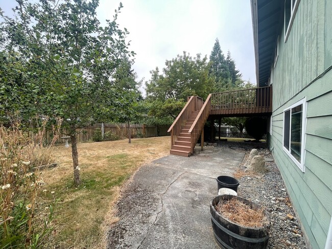 Photo - 1017 N Viewmont Dr