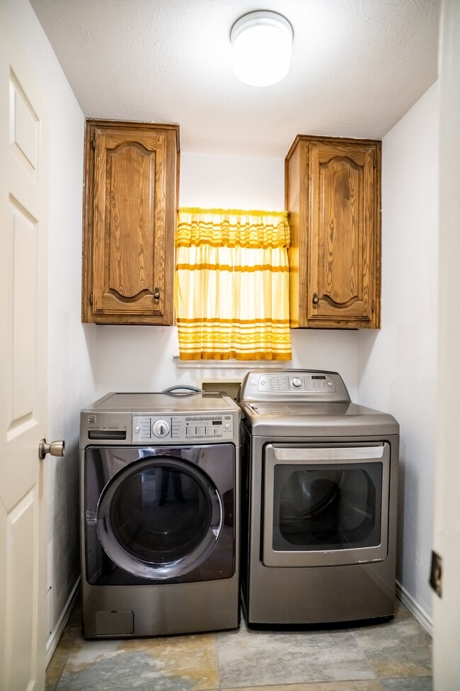 Photo - 3706 Bishop Hill Dr