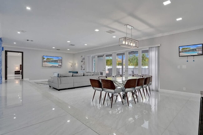 Photo - 1000 Diplomat Pkwy Unidad SI ID1507323P