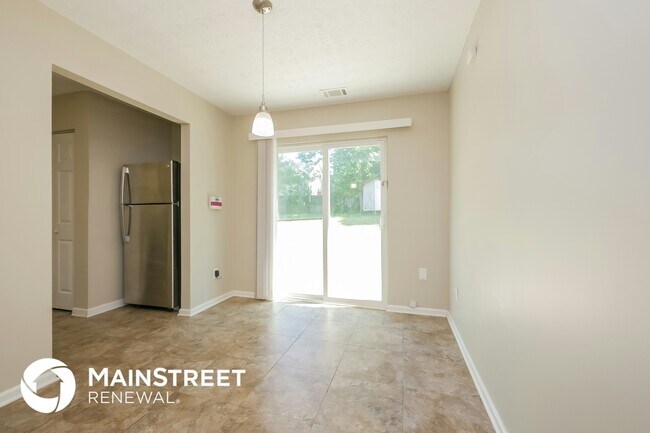 Photo - 2703 Holly Berry Dr