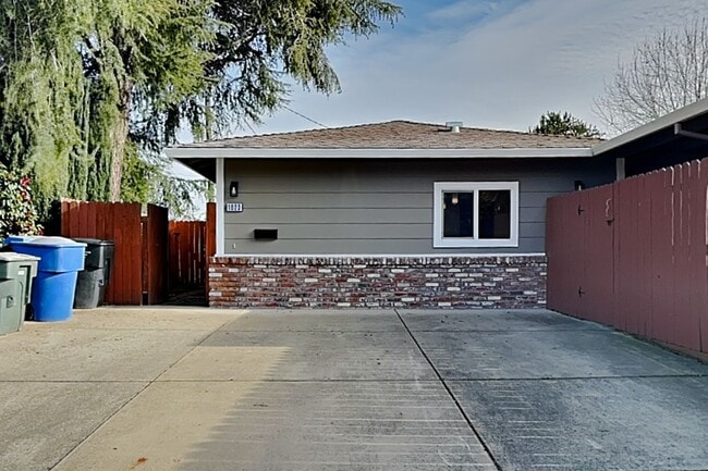 Building Photo - 10251029wo Unit 1023wo