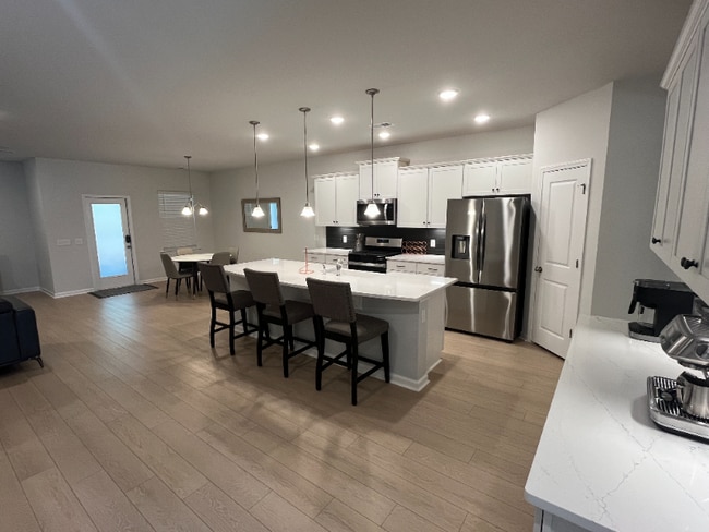 Photo - 3093 Grinnell St