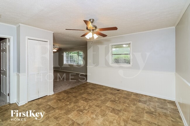 Photo - 944 Villa Rica Rd