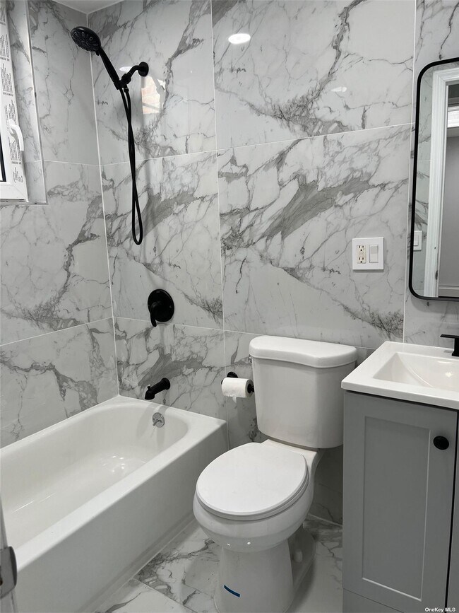 Photo - 137-22 96th St