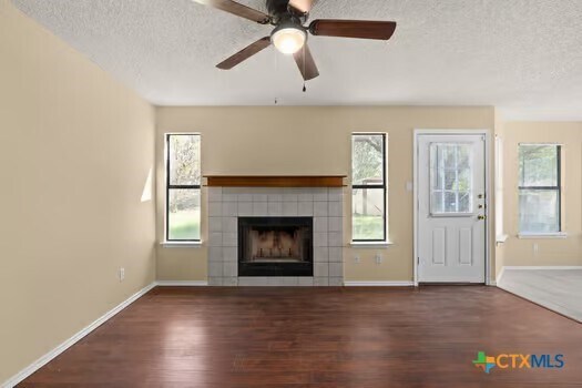 Photo - 906 Tanner Rd