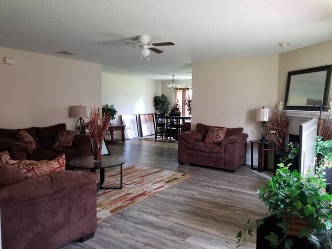 Photo - 8103 Zephyr Ct