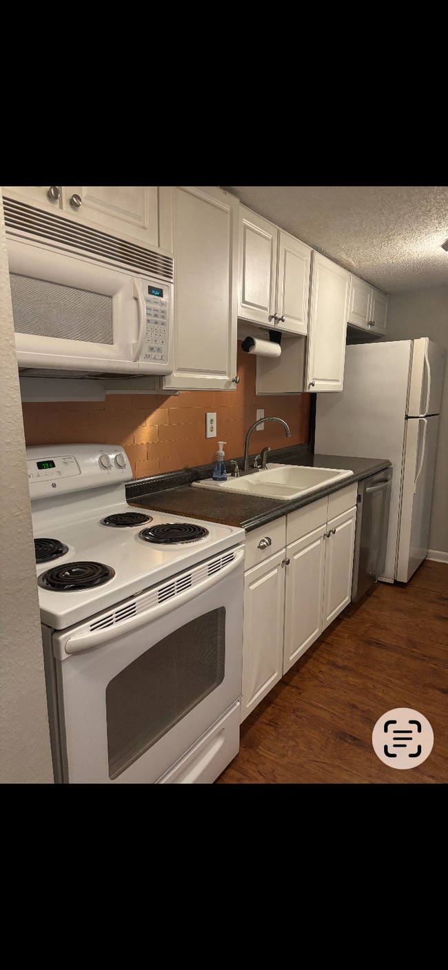 Photo - 1635 Quail Hollow Rd Unit Whispering Oaks 1 Bedroom Condo