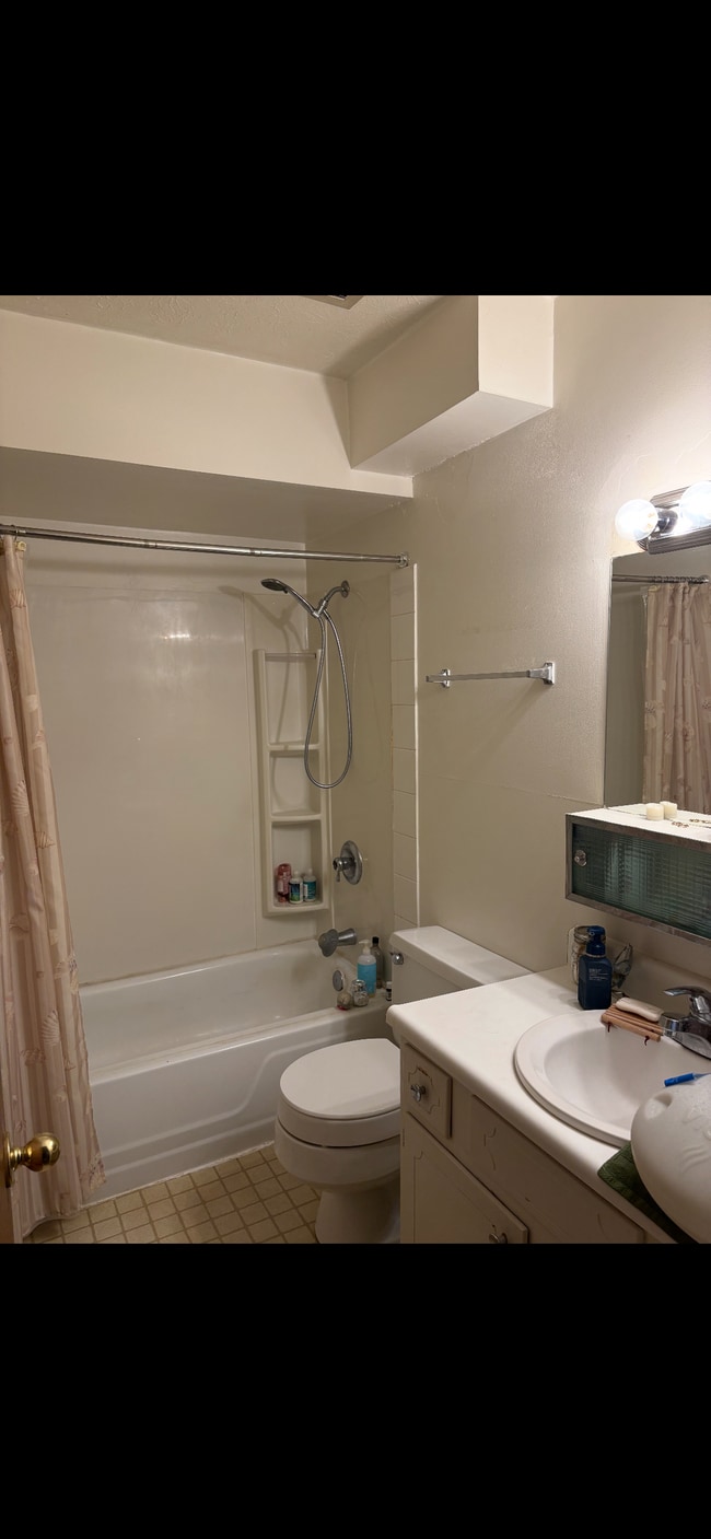 Photo - 4431 Maplepark Rd