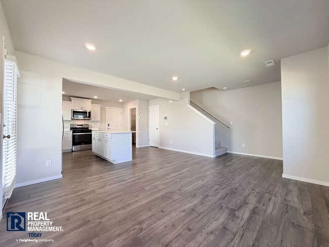 Photo - 2216 Trailside Dr NE