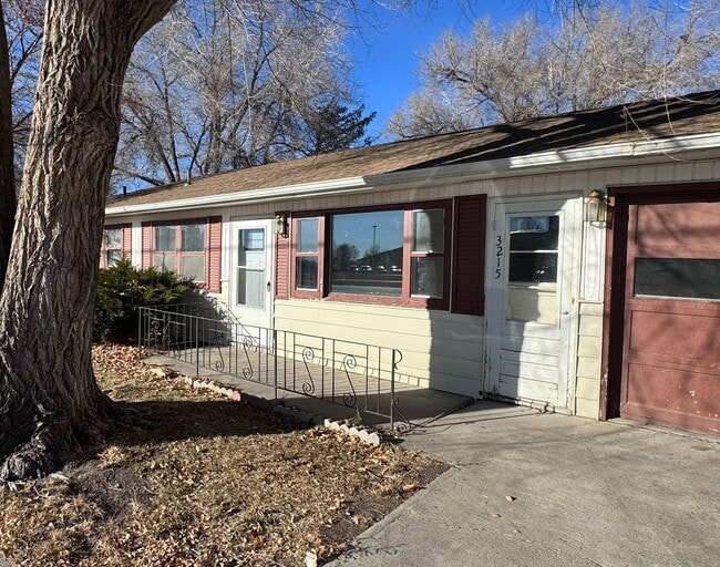 Building Photo - Charming West End Rental with Large Backyard & Garage