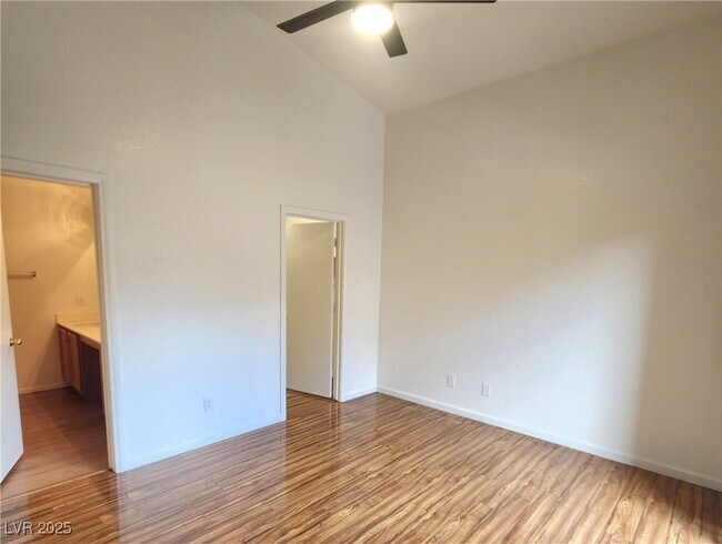 Building Photo - 2053 Quartz Cliff St Unit 201