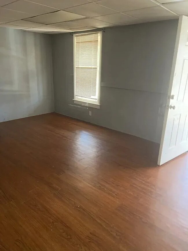 Photo - 3 Bedroom 1.5 Bathroom