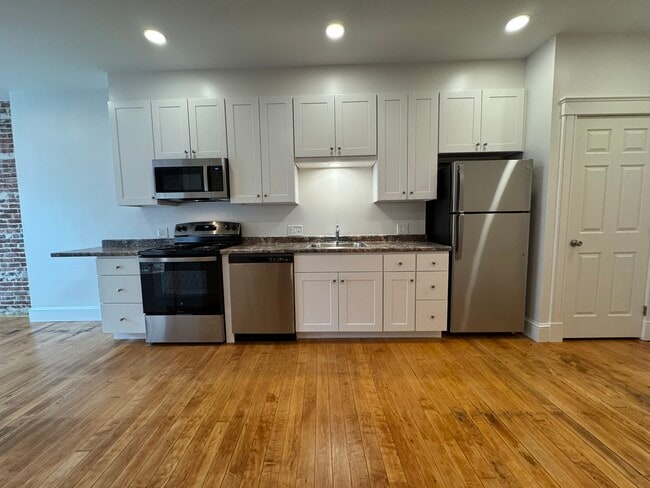 Photo - 29-41 Congress St