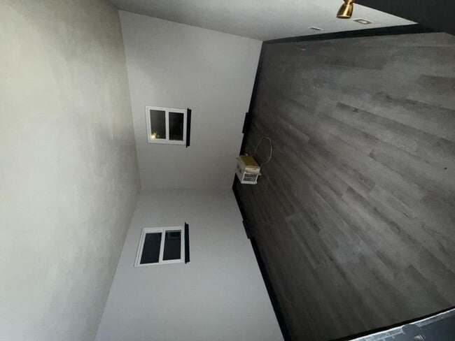 Photo - 212 Davis St