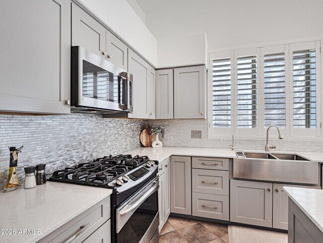 25836 N 43rd Pl