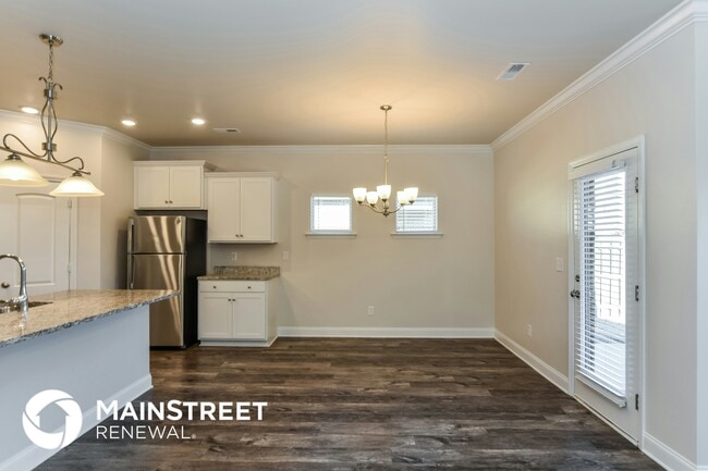 Photo - 303 Addison Ct