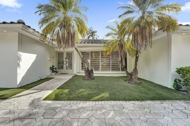 Photo - 3681 N 54th Ave